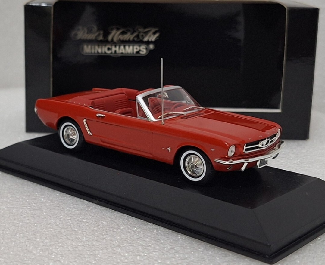 Ford Mustang Convertible 1964 Red 1:43 Minichamps 400082430