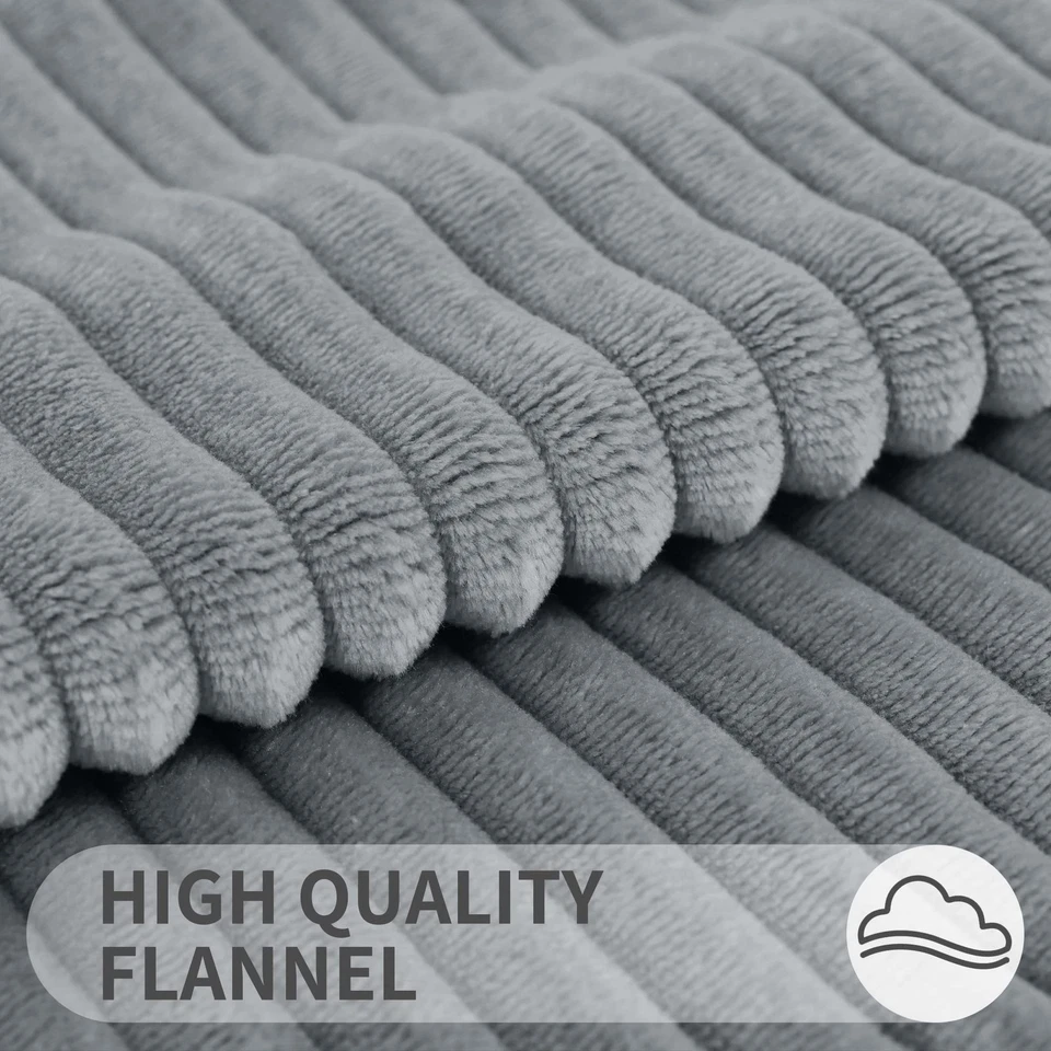 Simmore Juego de 2 Fundas de Almohada Navidad 16x16 Franela de Felpa Natural Suave Foto 3 de 4