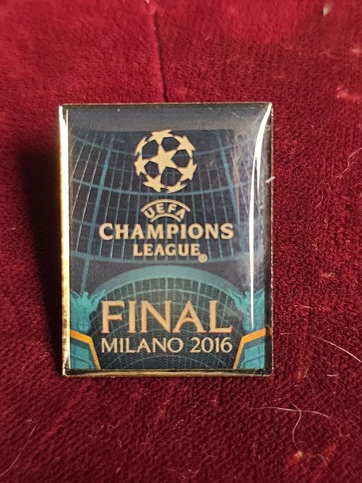 Alter Pin Fußball Uefa Champions League Finale Milano 2016 [618]  - Bild 1 von 2