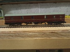 N-gauge Graham Farish Mk 1 GUV BR Maroon  (374-130A) 