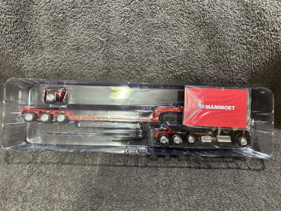 1/64 DCP by First Gear  Kenworth W990 Mammoet Day Cab/Lowboy Trailer - Image 2 of 4