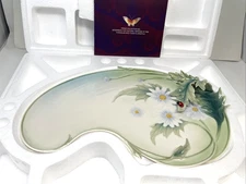 Franz Porcelain: Ladybug Design Sculptured Porcelain Platter FZ00402