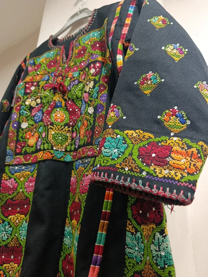 Vintage Hecho a Mano Bordado Tatreez Thobe Heritage Palestino Jordania Thob - Imagen 4 de 4