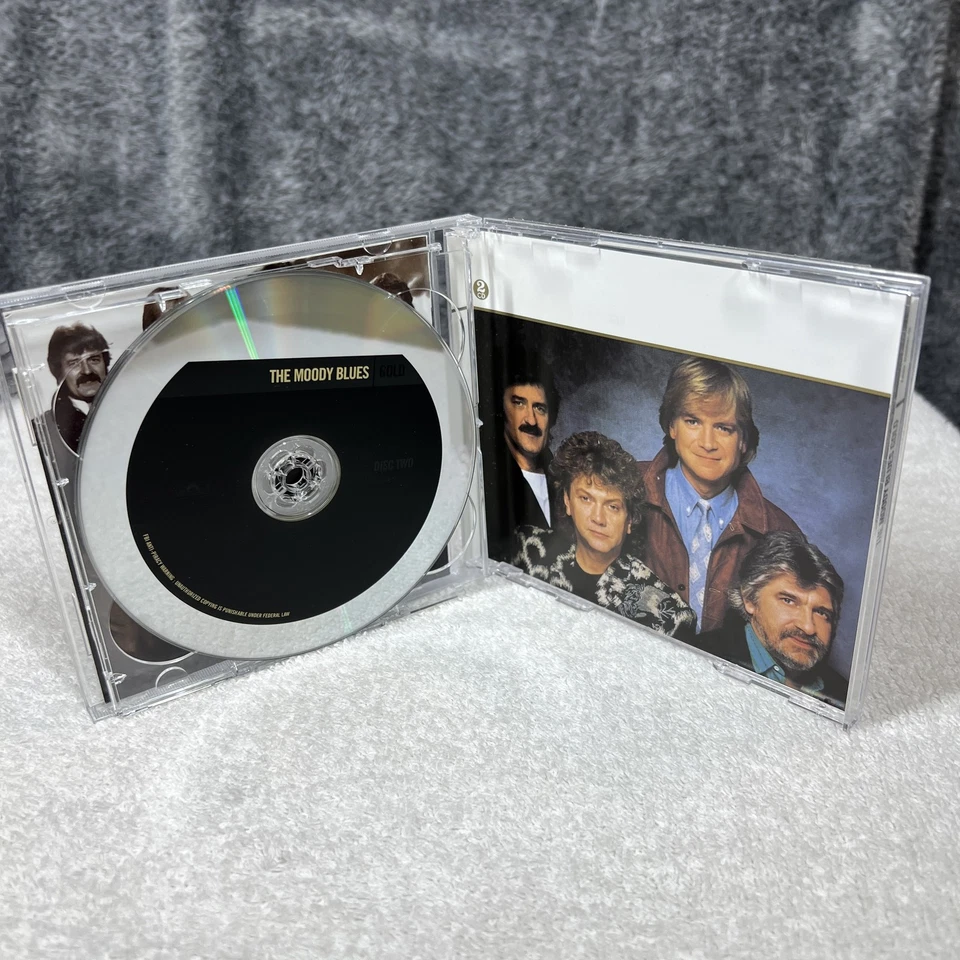 The Moody Blues Gold 2 CD Set Greatest Hits Classic Rock Album Compilation 2005 - Image 4 of 4