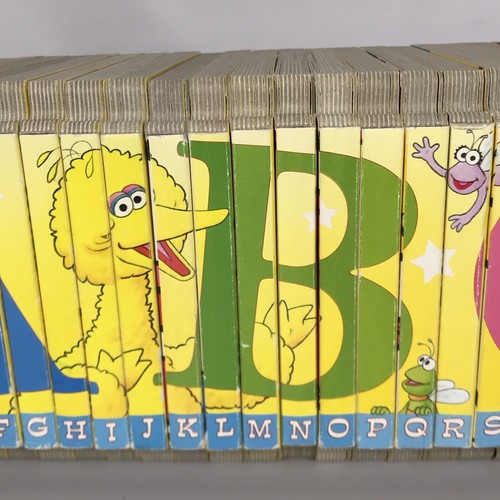 Vintage Sesame Street Alphabet Puzzle Board Book Set of 26 A-Z ABC - COMPLETE - Picture 6 of 11