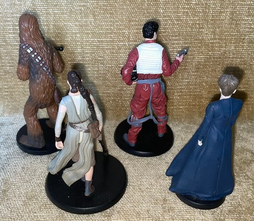 4x DISNEY STAR WARS STATUETTE FIGURES PRINCESS LEIA CHEWBACCA REY & POE DAMERON - Picture 3 of 3