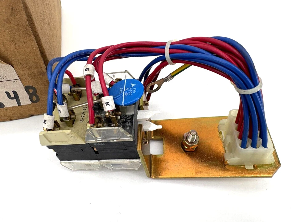 Nuevo kit de accesorios de contacto auxiliar Allen Bradley 80153-554-52-R 400A 3NC/2NO Foto 3 de 4