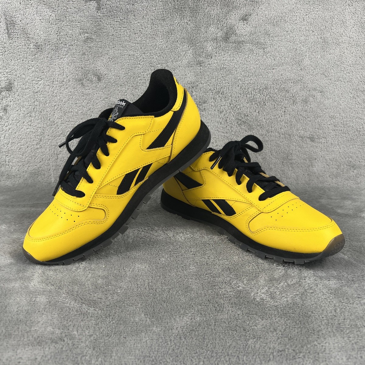 Reebok Black Yellow running shoes Women