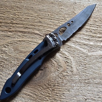 LEATHERMAN SKELETOOL KBX KNIFE PART SERRATED BLADE W/ BOTTLE