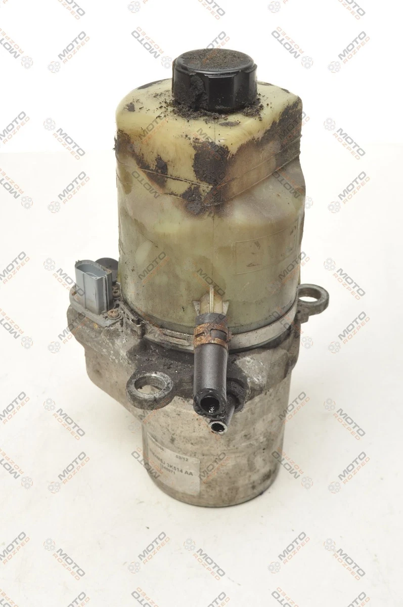 Pompe De Direction FORD FOCUS 1 2006 4M513K514BD - Occasion - Pièce Auto