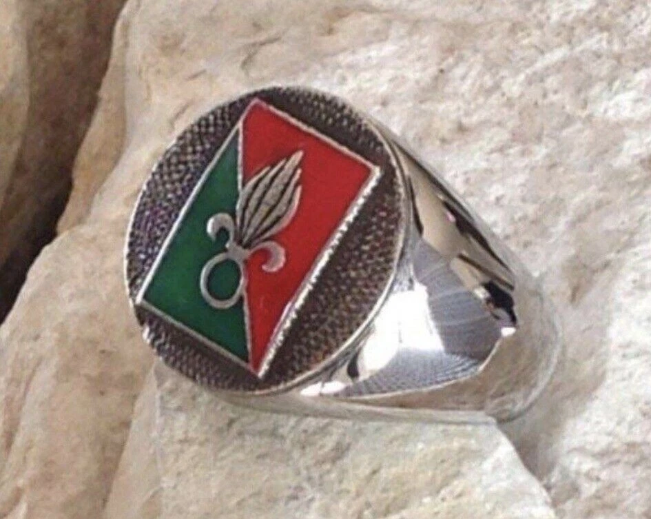 Bague Chevalière Fantaisie Légion Étrangère En Métal Doré Ajouré - Taille 20 (diamètre 60), Neuve Avec étiquettes