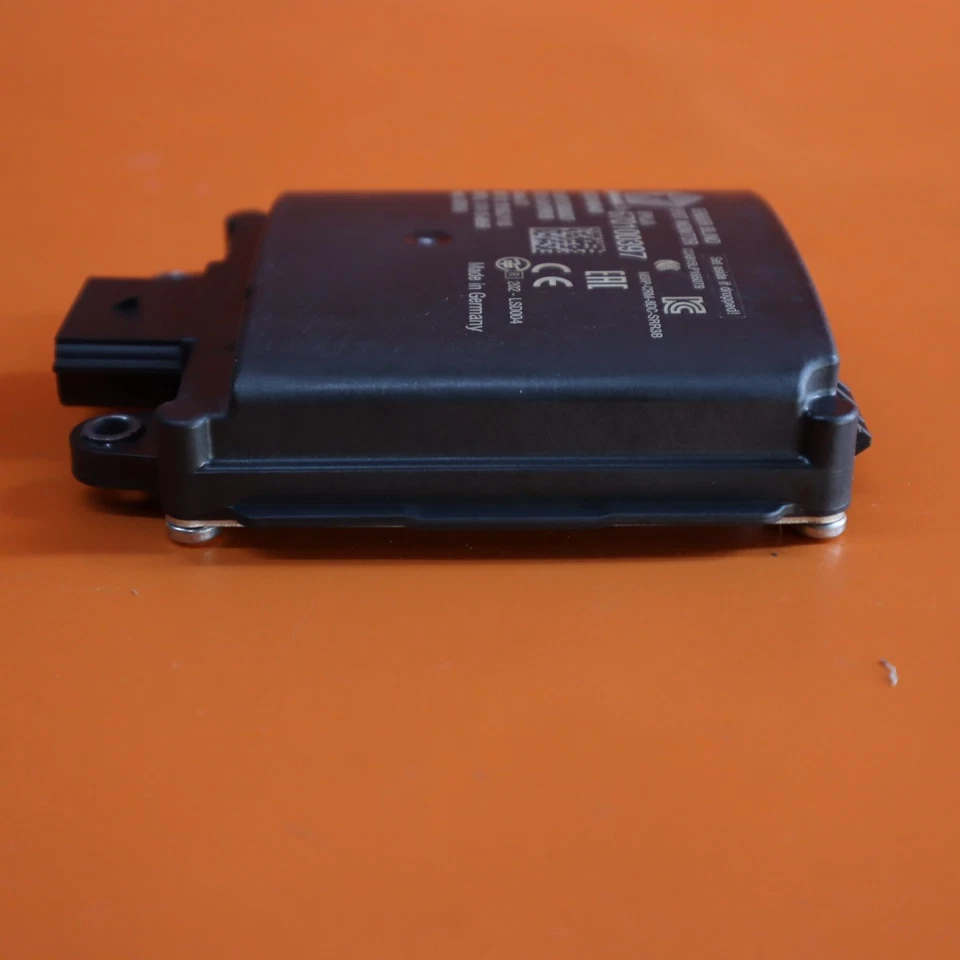 MASERATI LEVANTE BLIND SPOT SENSOR REAR GHIBLI 2017 2018 2019 2020 67010039 - Imagen 3 de 4