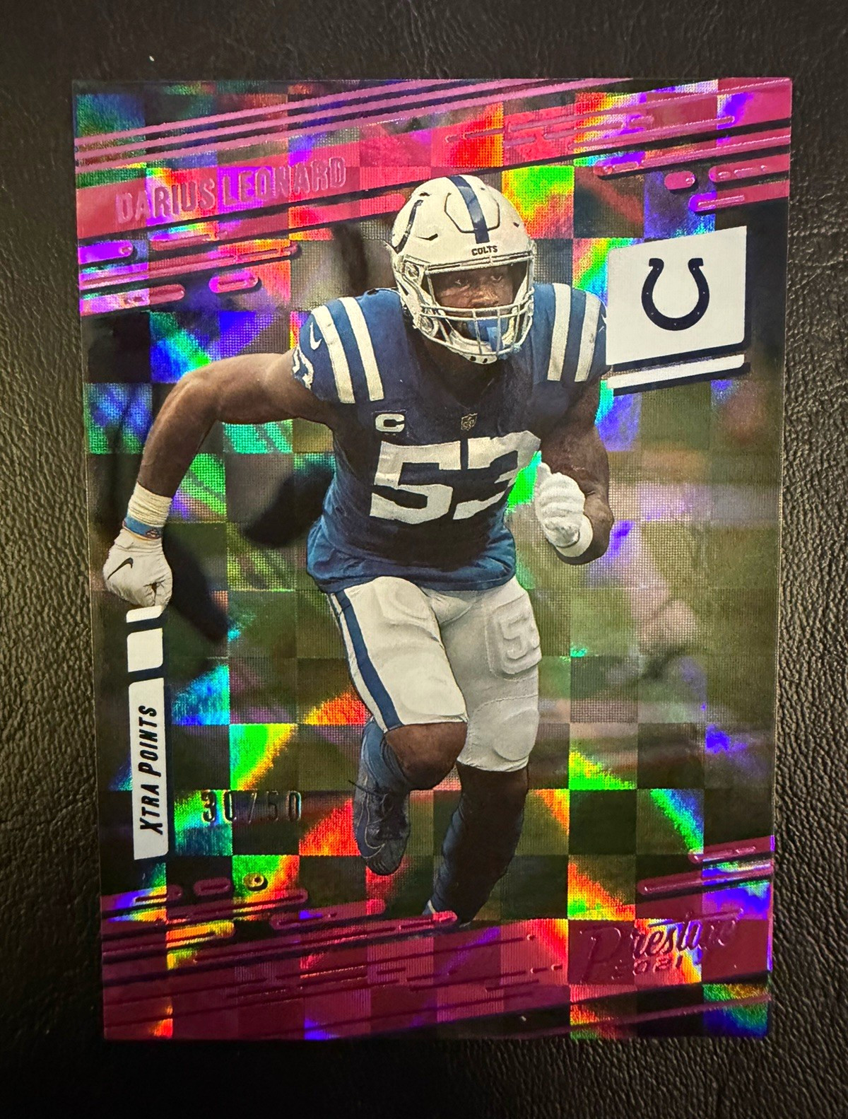Panini Prestige Xtra Points Darius Leonard Indianapolis Colts #30 30/50 Pink
