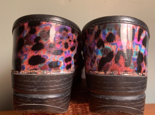 Dansko Clogs Animal Leopard Cheetah Print Patent Leather Exc Cond Sz 37 US 6.5-7 - Picture 5 of 8