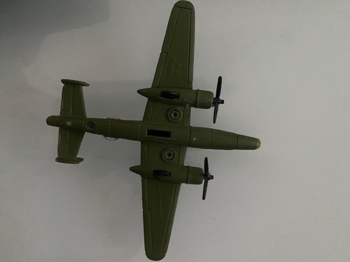 Vintage 94 Dyna-Flites & Maisto DieCast metal Flights Lot of 3 Military Aircraft - Picture 7 of 9