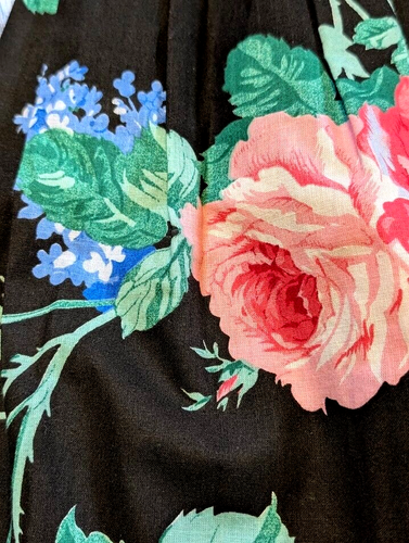 VINTAGE pink rose thorns & blue hydrangea flower skirt 90s midi womens Small 3E - Picture 4 of 9