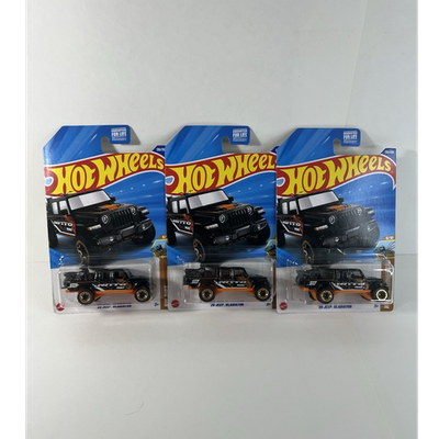 #ad Hot Wheels HW Dirt 1:64 #x27;20 Jeep Gladiator Diecast Pickup Truck Lot 3 Black Ora… $16.00
