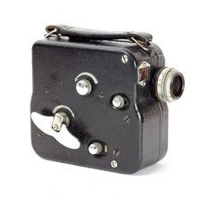 PATHE Pathex 9.5mm Film Camera with Berthiot Cinor 1.9/20mm No.380752