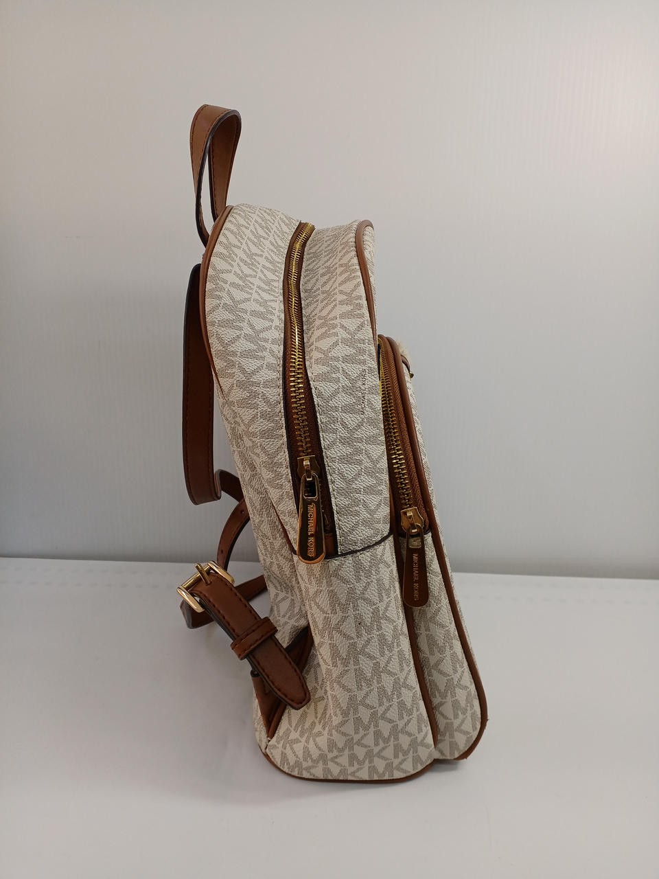 Backpack Model 35H9Gpub2B Boa With Patch Michelko… - image 4