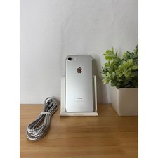 Apple iPhone 7 32GB in Silver - Fully Unlocked - Good Condition
