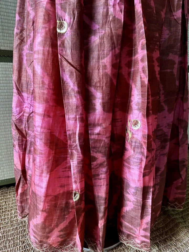 Conjunto de jaqueta saia de seda formal indiana com bordado e miçangas etiquetas de casamento Lehenga - Imagem 4 de 4