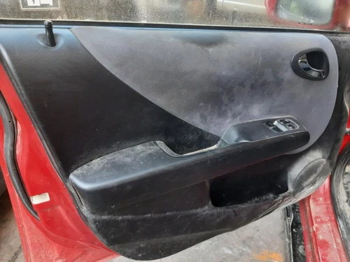 84400SAAG01ZA Tylna taca do HONDA JAZZ (GD1/5) 1.4 LS 2005 8956271 - Zdjęcie 7 z 10