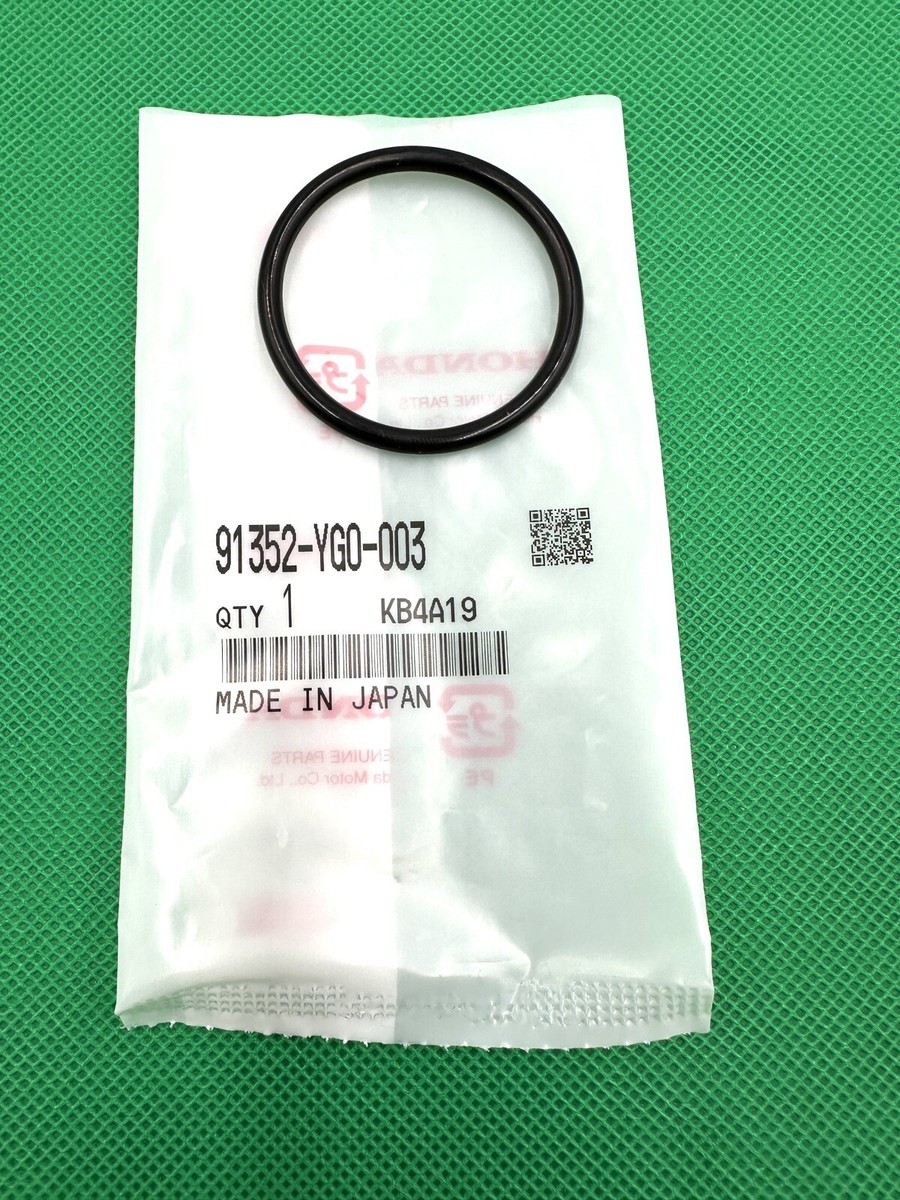Genuine Honda 78187-YG0-003 Plug Cap (40mm) w O-RING WT20 WT30