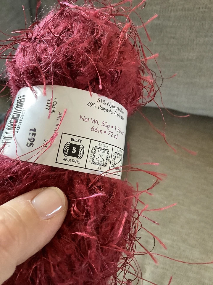 Abrigos Moda Dea Prima Borgoña 3377 51% Nylon 49% Poliéster 72 Yd Cada Lote de 3 Foto 2 de 2