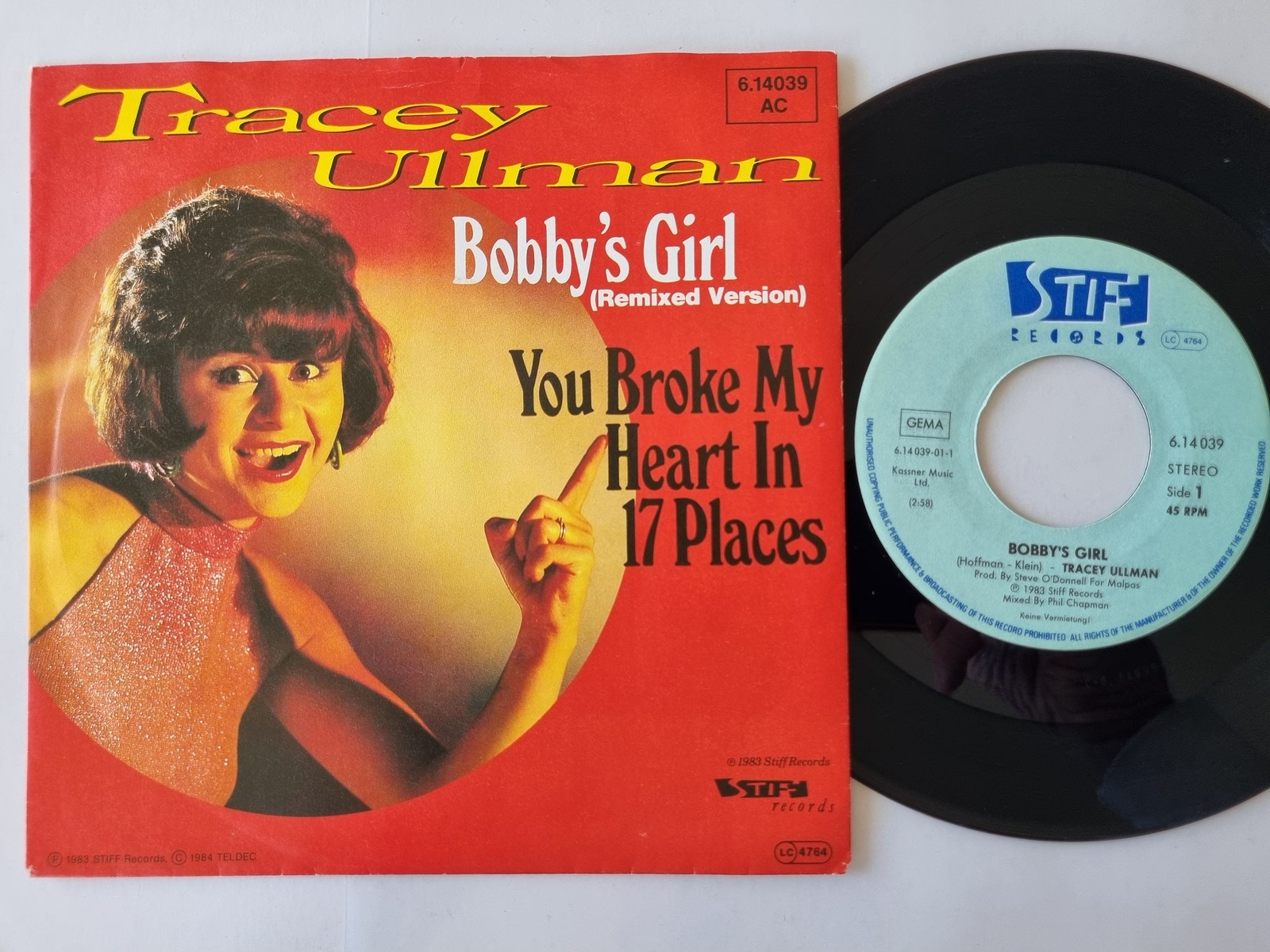 Tracey Ullman - Bobby's Girl / You Broke My Heart in 17 Places 7'' Vinyl Germany