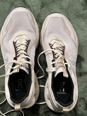 on cloudnova womens 8.5