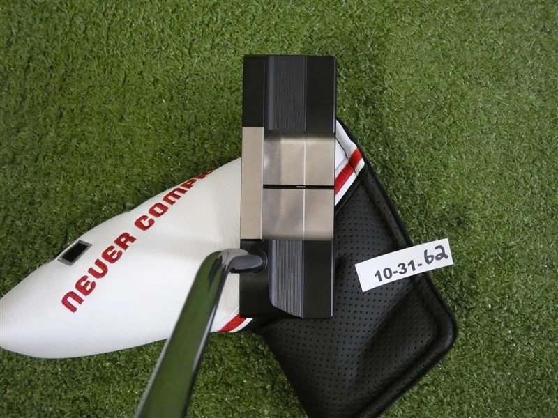 Never Compromise Reserve 2 NC Contrast 34.5" Putter with Headcover New - Image 4 of 4