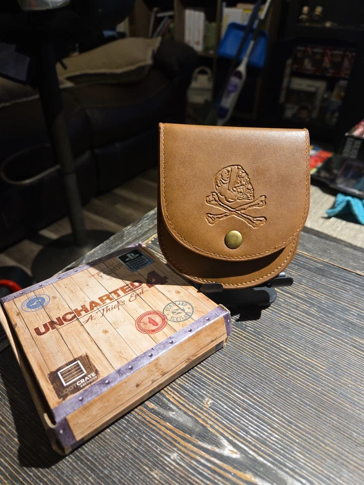Uncharted 4: El Desenlace del Ladrón Billetera Doble Plegable Caja de Botín Exclusiva Foto 3 de 4