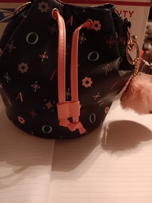 Fao Schwarz New York Prince Street Bucket Bag With a Pink Charm