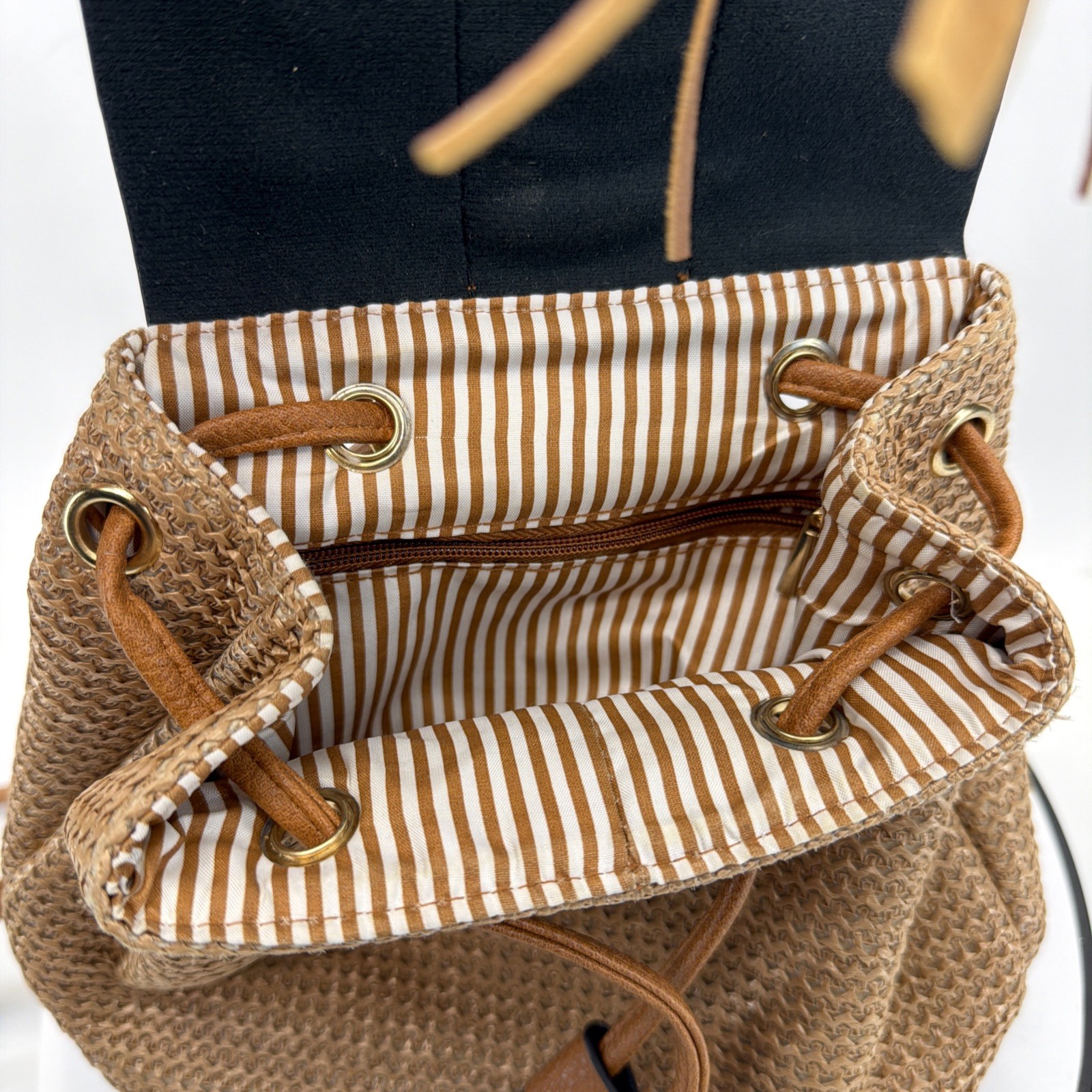 Small Purse/Backpack Bag - image 3