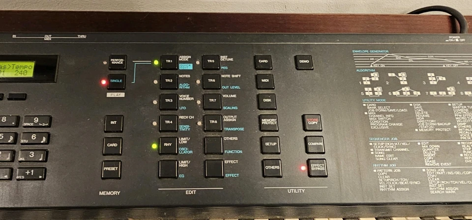 Yamaha V50 61-Key Keyboard Synthesizer Tested/working - Image 4 of 4