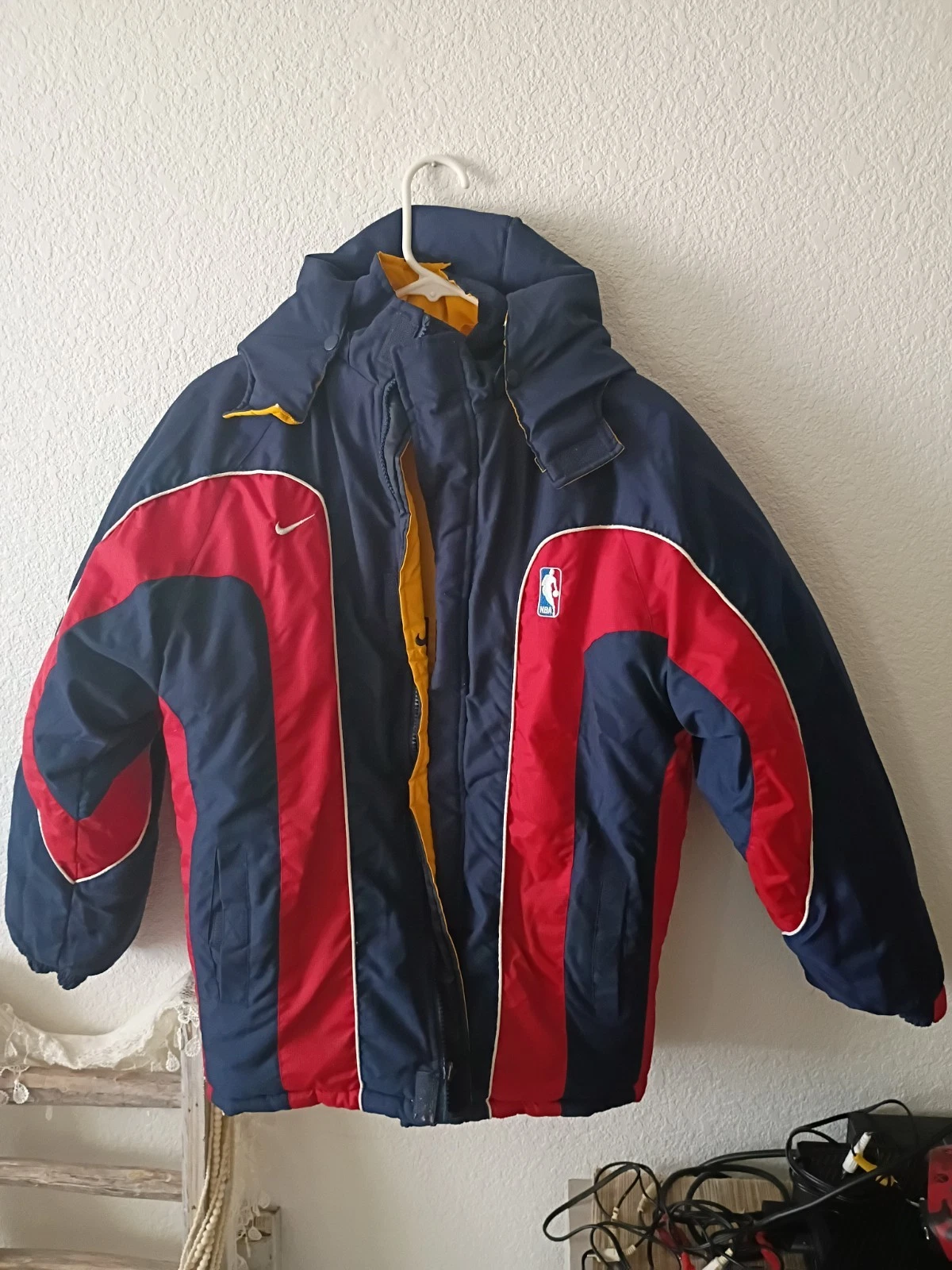 Vintage 1990s NBA Nike Reversible Jacket – Navy/Red/Yellow – Rare Retro Style...