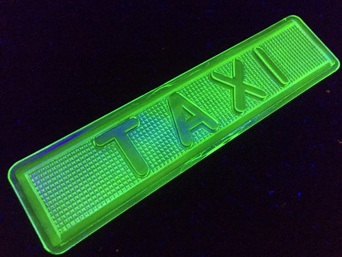 green Vaseline Uranium glass Taxi cab Lens light sign car part stop advertising - Picture 1 of 12