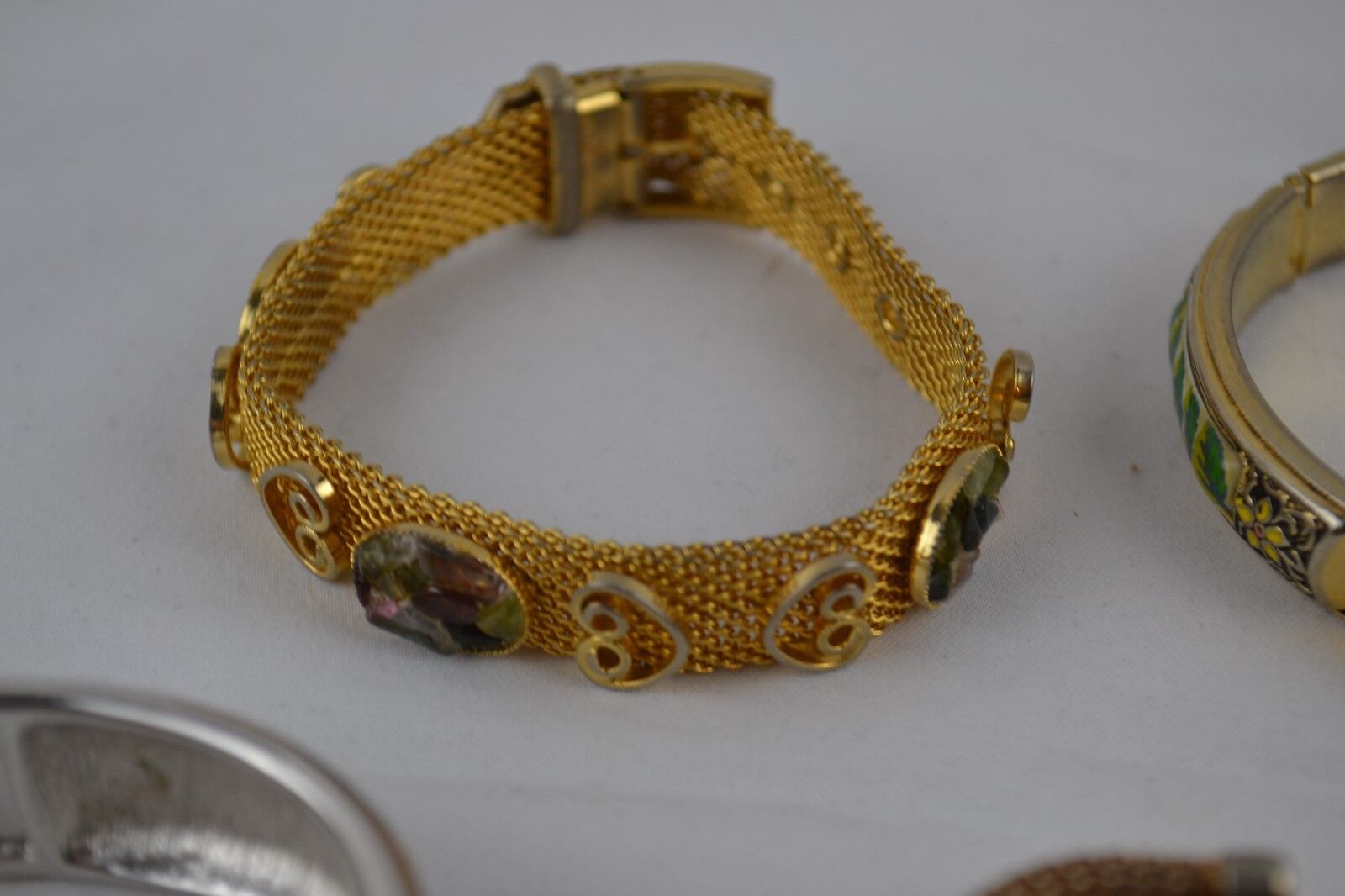 Vintage Set of 7 Pieces Jewelry Bracelets and Pin… - image 8