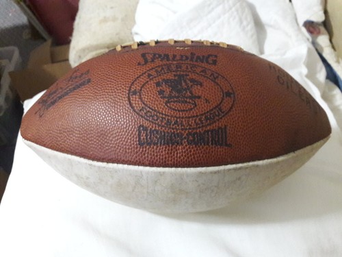 Vintage 1962 AFL Houston Oilers team Signed Original AFL Football 31 Signatures
