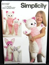 Animal Body Pillows Cat Pattern in Two Sizes Simplicity 11197 Uncut