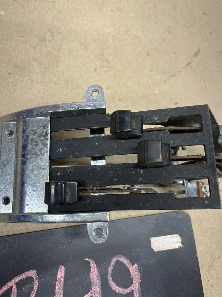 1965 66 67 68 69 Corvair 2 Door Ht Monza Coupe Heater Controls Control Switch Oe - Image 3 of 4