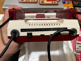 Nintendo Famicom Console with BOX and Manual, 10 Games 0104