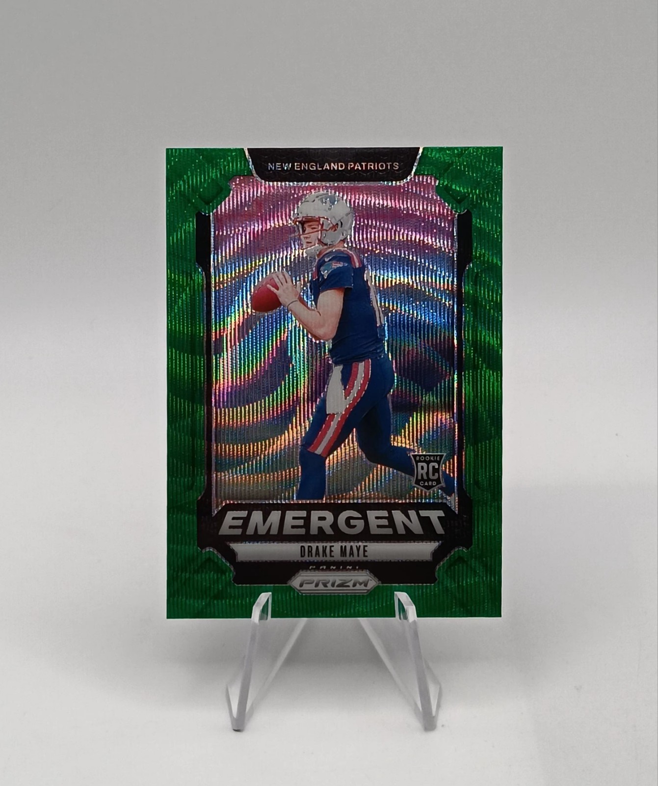 2024 Panini Prizm - Emergent Drake Maye #4 Green Wave Prizm (RC)