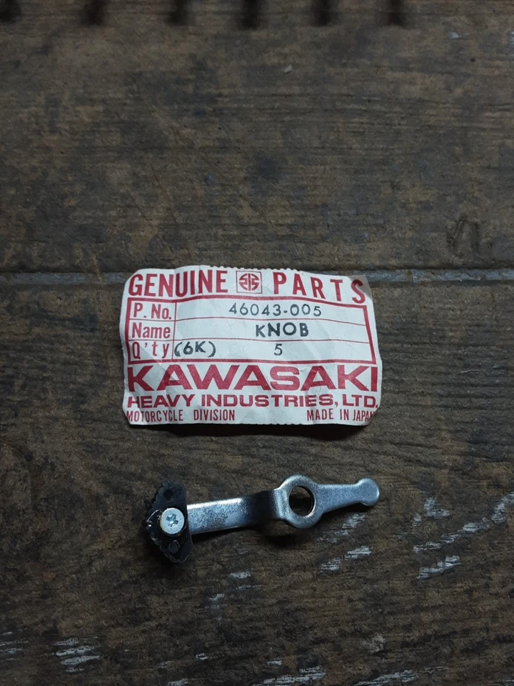 Nuevo de Lote Antiguo Kawasaki Z1 H1 H2 S1 S3 KH KZ KH500 Interruptor Lightning Izquierdo Perilla 46043-005 Foto 3 de 3