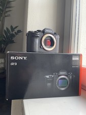Sony Alpha 9 ILCE-9 Spiegellose Systemkamera - Gehäuse - 1700 Auslösungen