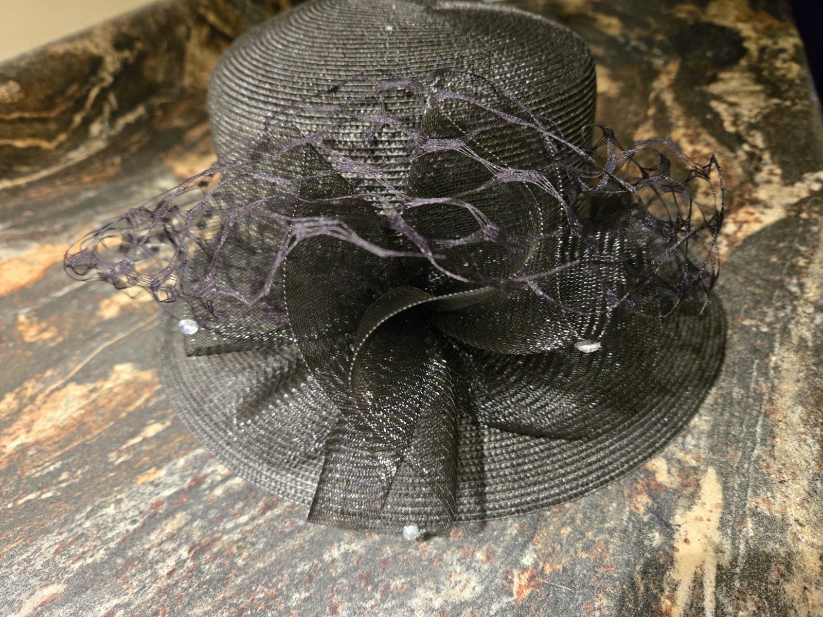 Picture 1 of 6