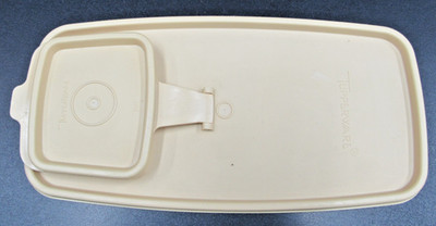 Tupperware Beige Replacement Lid 1589 Fits Large Cereal Keeper 1588 Par Flip