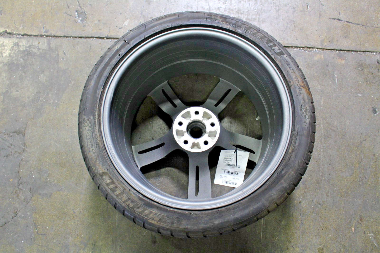 Ferrari 296 GTB Rear Right Wheel P/N 986229