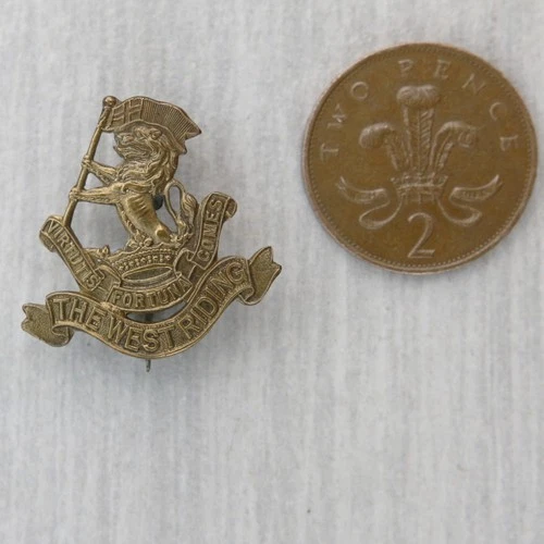 WW1 era West Yorkshire Regiment (Prince of Wales Own) brass sweetheart pin
