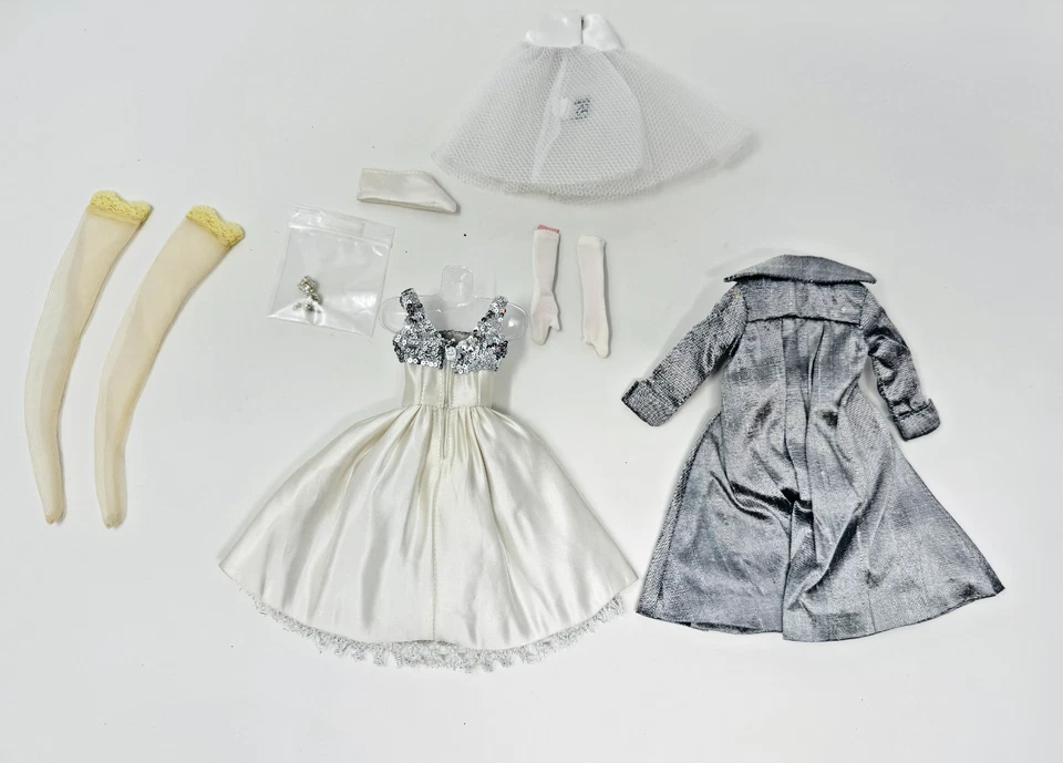 Detalles de modista Costura Platino Placeres Conjunto para muñecas Barbie Integridad Foto 2 de 2